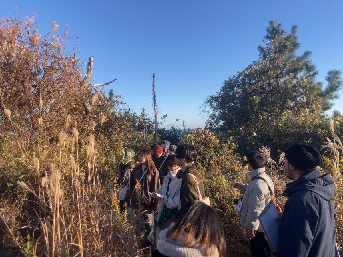 ②写真：小山、キヨス