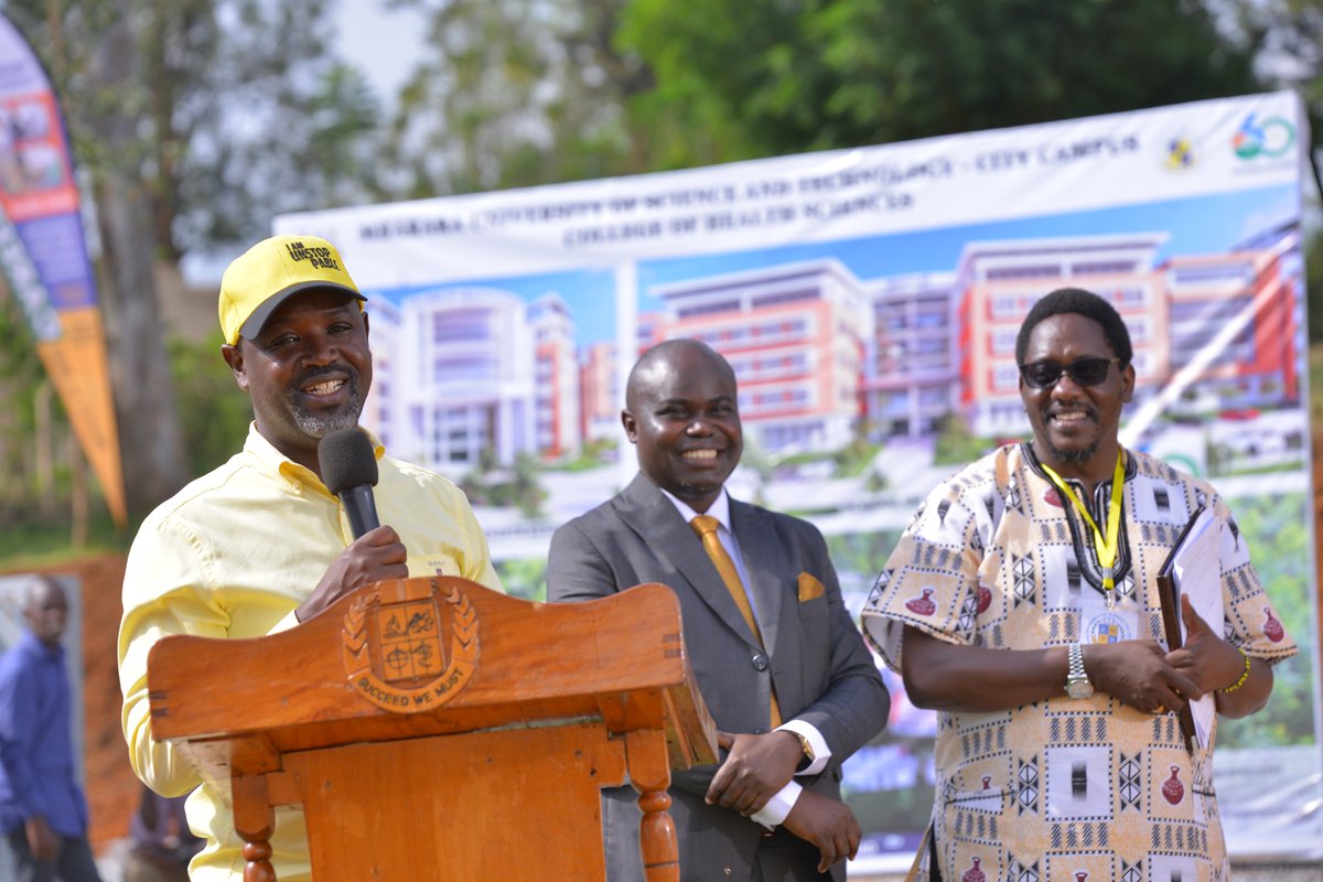 MbararaUST's tweet photo. Rt. Hon. @Thomas_Tayebwa, Deputy Speaker of @Parliament_Ug, announced that so far, UGX 31 billion has been secured for the new College of Health Sciences at @MbararaUST. 

He highlighted the importance of proactive engagement between universities and government. He emphasized that universities must focus on offering transformative courses with the necessary staff, infrastructure, and research capacity, prioritizing quality over quantity for sustainable growth.