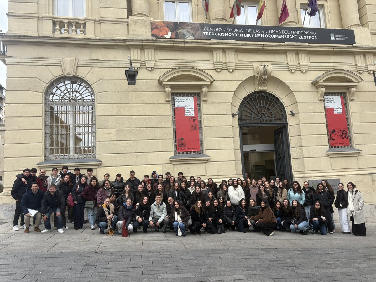 🏛️ El pasado 18 de noviembre estudiantes de la USAL visitaron el <a href="/MemorialVT/">Centro Memorial VT</a>

🚍 Lo hicieron en el contexto de una prácticas de campo para el Grado en Criminología y el MU en Cibercriminalidad de <a href="/usal/">Universidad de Salamanca</a> 

👉 geits.usal.es/?p=368

#Terrorismo #Víctimas <a href="/avtcyl/">Víctimas Terrorismo de Castilla y León.</a>