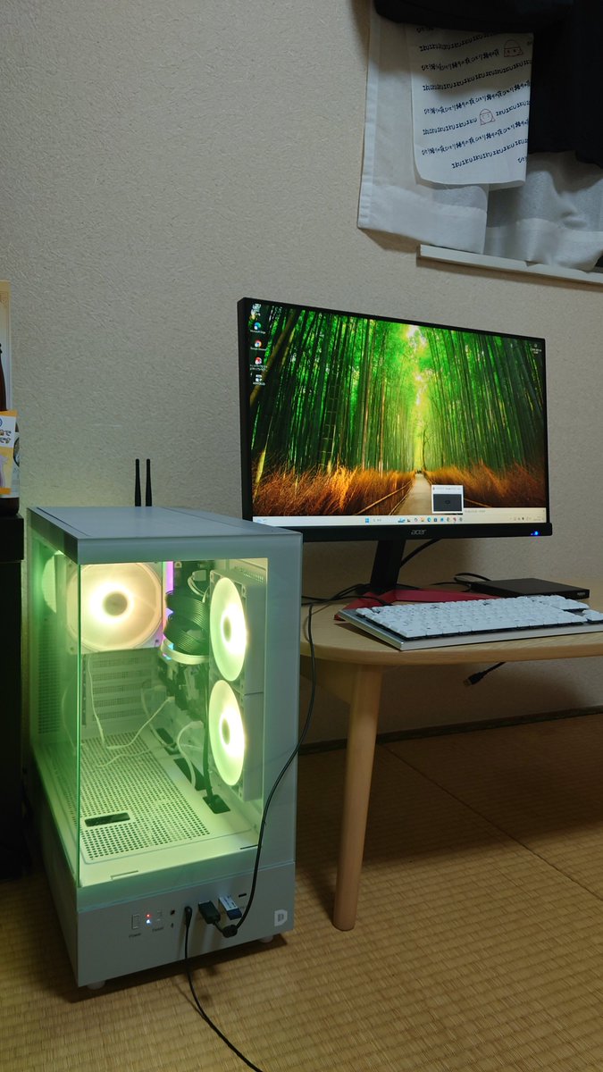 haru72swi's tweet image. パソコン買ったった〜！