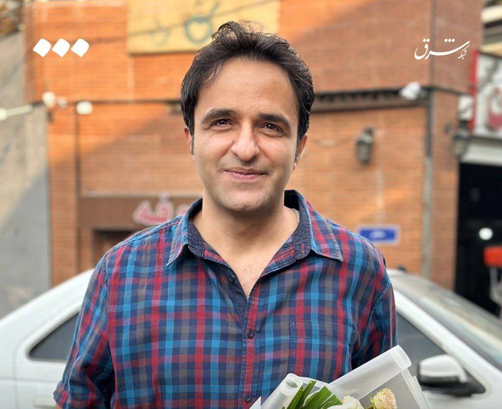 HomayounHassan's tweet photo. خوشحالم که #ضیا_نبوی عزیز از زندان آزاد شد و به دانشگاه باز می‌گردد؛ جایی که به آن تعلق دارد. دریغ از این همه محنتی که بر او تحمیل کردند با سال‌ها کیفر زندان، که نباید بر 
او تحمیل می‌شد.
@ZiaNabavi1 https://t.co/Cld5oILa6u