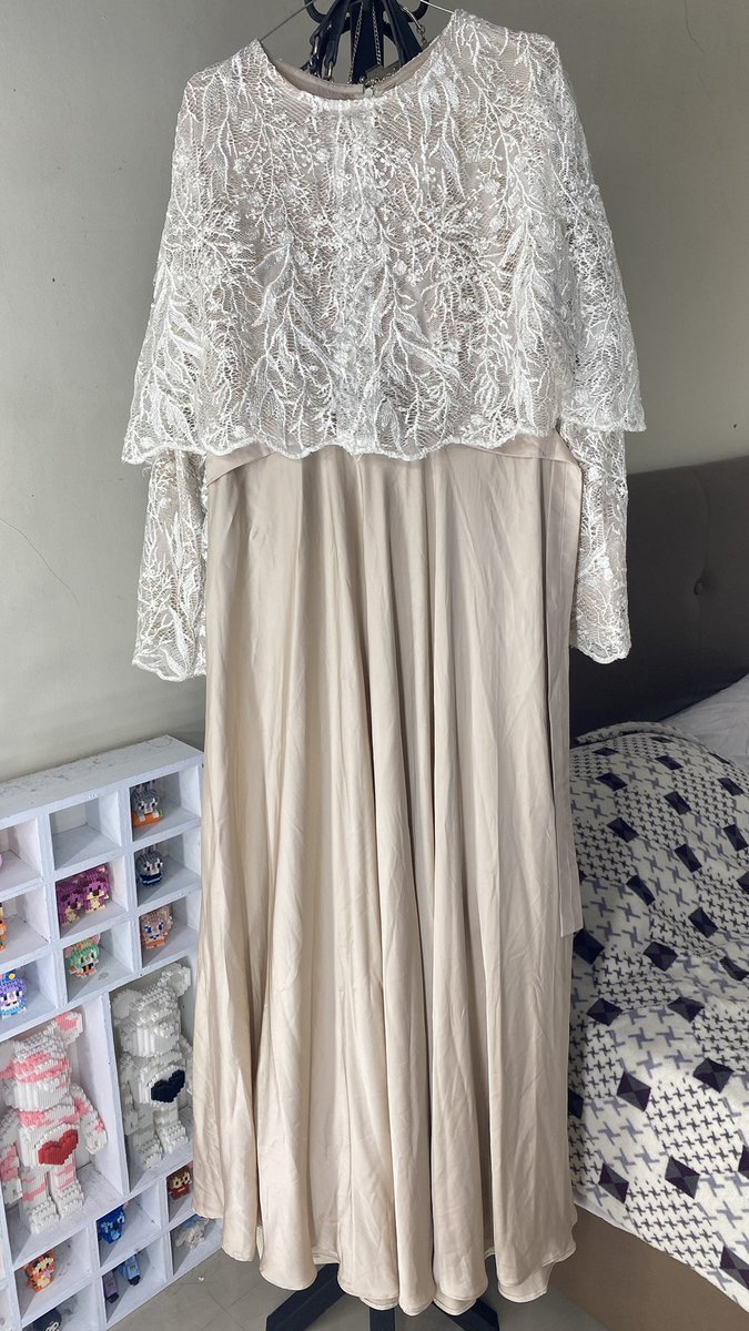 helllnaah's tweet photo. jahit sendiri!! 170k nego (detail ukuran dm) https://t.co/3l3QLOfDsB