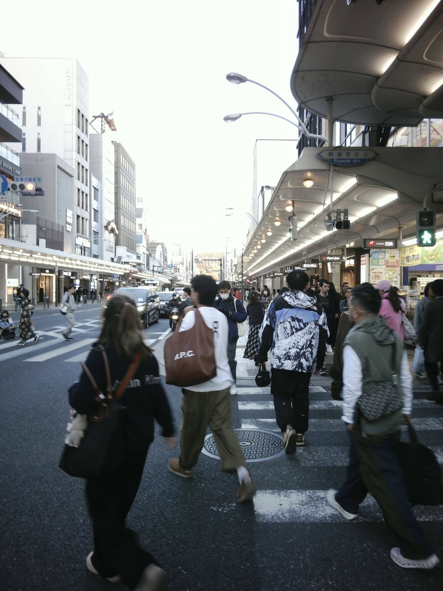 12月になったのでフォロワーさんに自己紹介しようぜ 写真は見るのも
