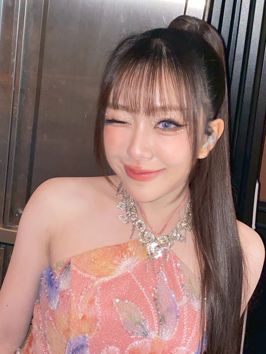 This is the first time we performed BB Fan Fest abroad. I’m really happy and had an amazing experience. Thank you everyone for being a big part of this wonderful memory~    #BBFanFestinMacau