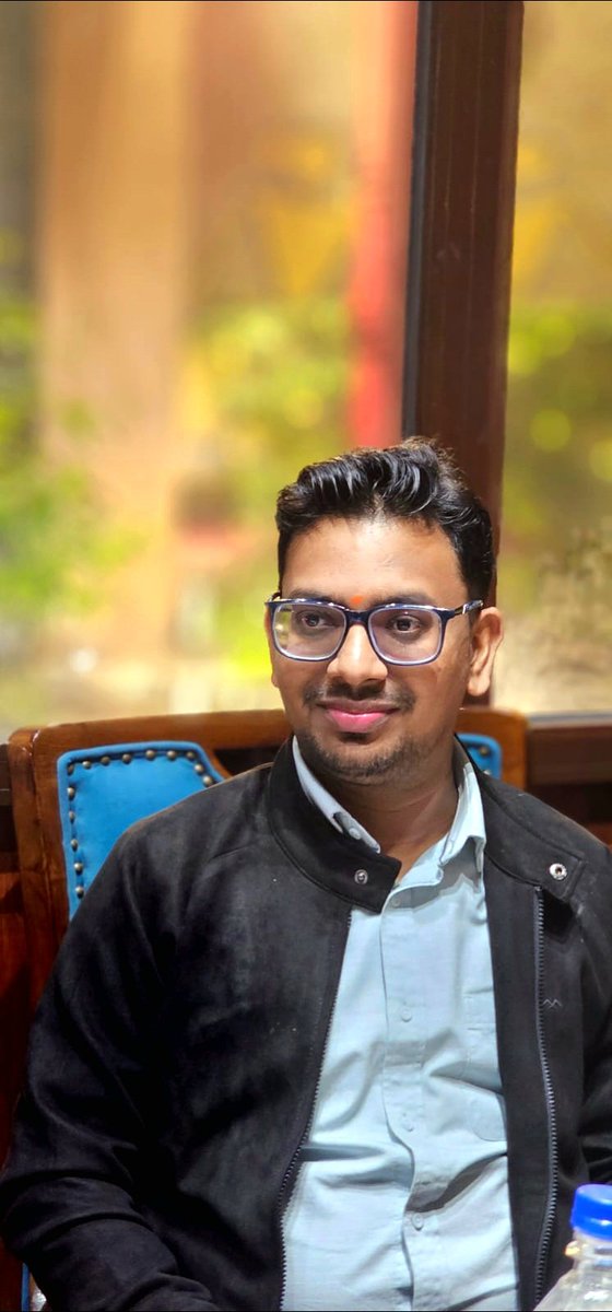 आप भी एक परफ्यूम के खातिर ' चंदन ' छोड़ कर बैठे हैं...!🥲

- चंदन ✍️