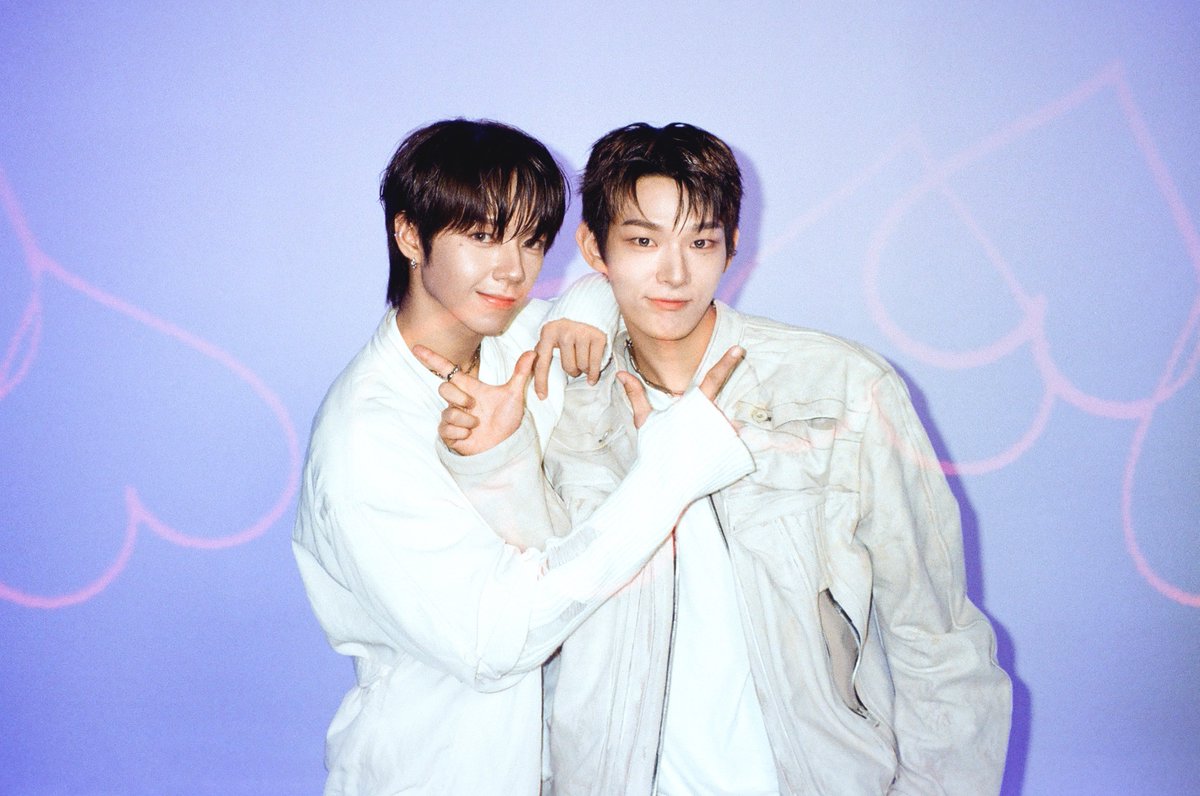 PpopNation's tweet image. AHOF’s Steven &amp;amp; JL Steal Hearts with Their MPD-Captured Cuteness.

@AHOF_official #AHOF #아홉 #JL #제이엘 #STEVEN #스티븐