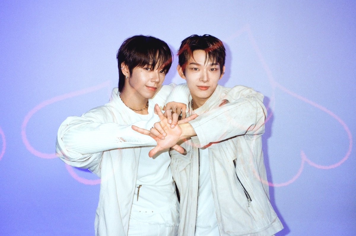 PpopNation's tweet image. AHOF’s Steven &amp;amp; JL Steal Hearts with Their MPD-Captured Cuteness.

@AHOF_official #AHOF #아홉 #JL #제이엘 #STEVEN #스티븐