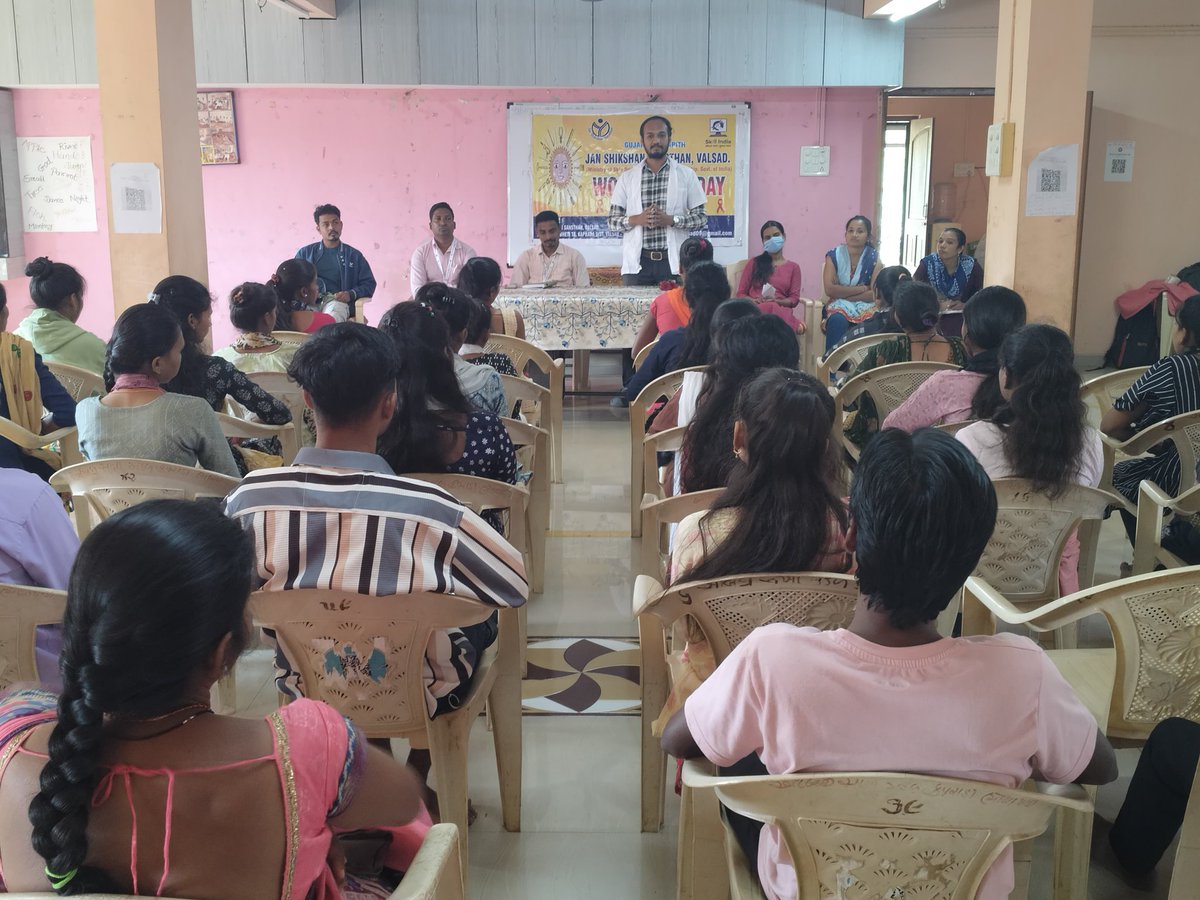 KiranGryb's tweet photo. આજરોજ ગુજરાત વિદ્યાપીઠ સંચાલિત જન શિક્ષણ સંસ્થાન અંભેટી દ્વારા કપરાડા ખાતે વિશ્વ એડ્સ દિવસની ઉજવણી કરી 
@MSDESkillIndia https://t.co/SZJtOnL9bl