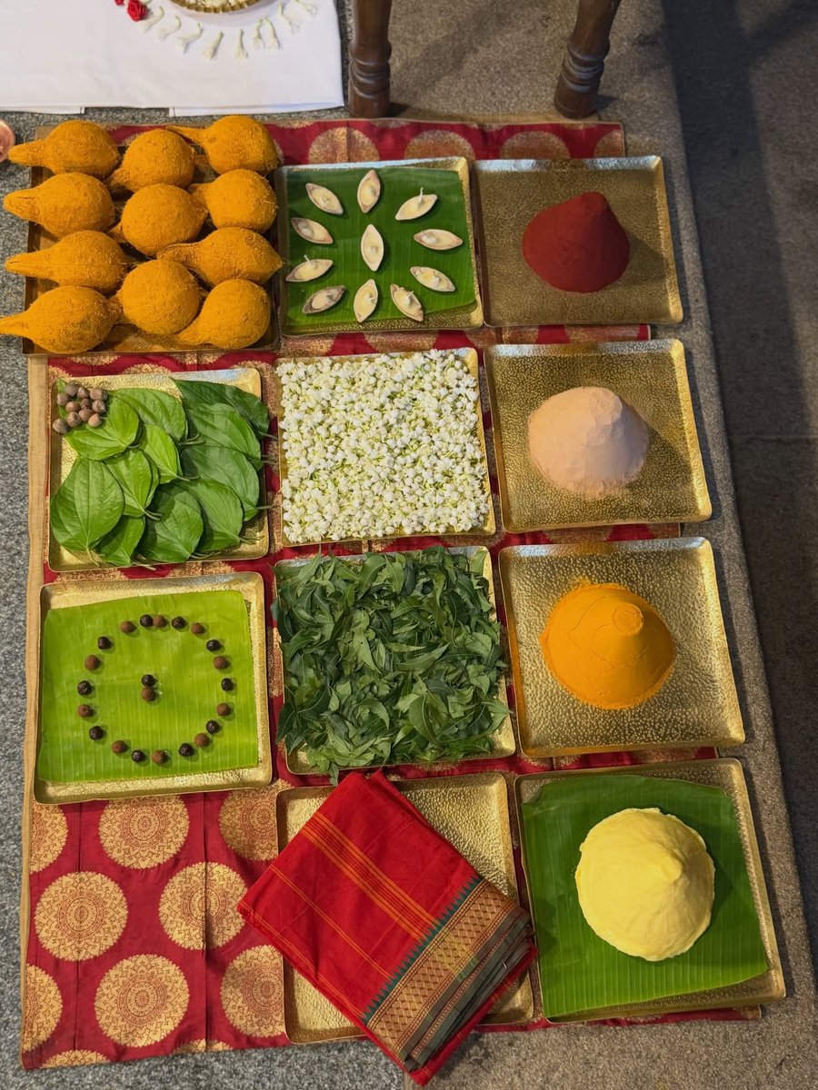 indiaforums's tweet image. Unseen photos from Samantha Ruth Prabhu and Raj Nidimoru’s private wedding ceremony capture the intimate and joyful moments of their special day. Swipe to see 👉🏻
.
.
.
#IndiaForums #SamanthaRuthPrabhu #RajNidimoru #WeddingPhotos #PrivateWedding #CelebrityCouple @Samanthaprabhu2