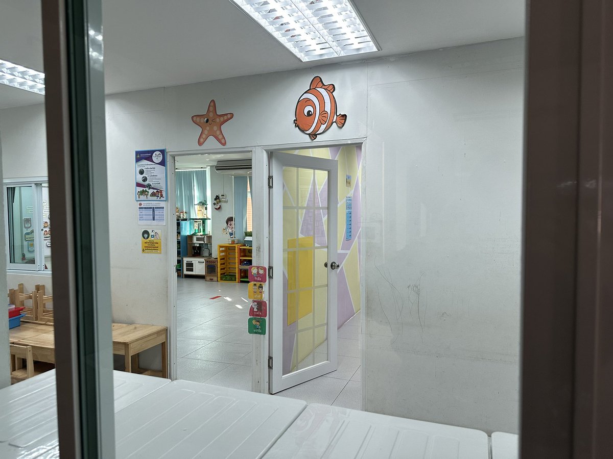 กานต์และทีมนโยบายเก็บข้อมูลเพื่อพัฒนานโยบายสำหรับคน เด็ก และครอบครัวให้ดีที่สุด เพราะอยากเห็นประเทศนี้เปลี่ยนแปลง ลงทุนกับครอบครัวกับเด็กให้ยั่งยืน 

ขอขอบคุณคณาจารย์ ศูนย์การศึกษาพิเศษ ประจำจังหวัดสมุทรปราการทุกท่านในวันนี้ 
เราเอาจริงพัฒนาคุณภาพชีวิตคนไทยกันค่ะ #มีเรามีคนดูแล