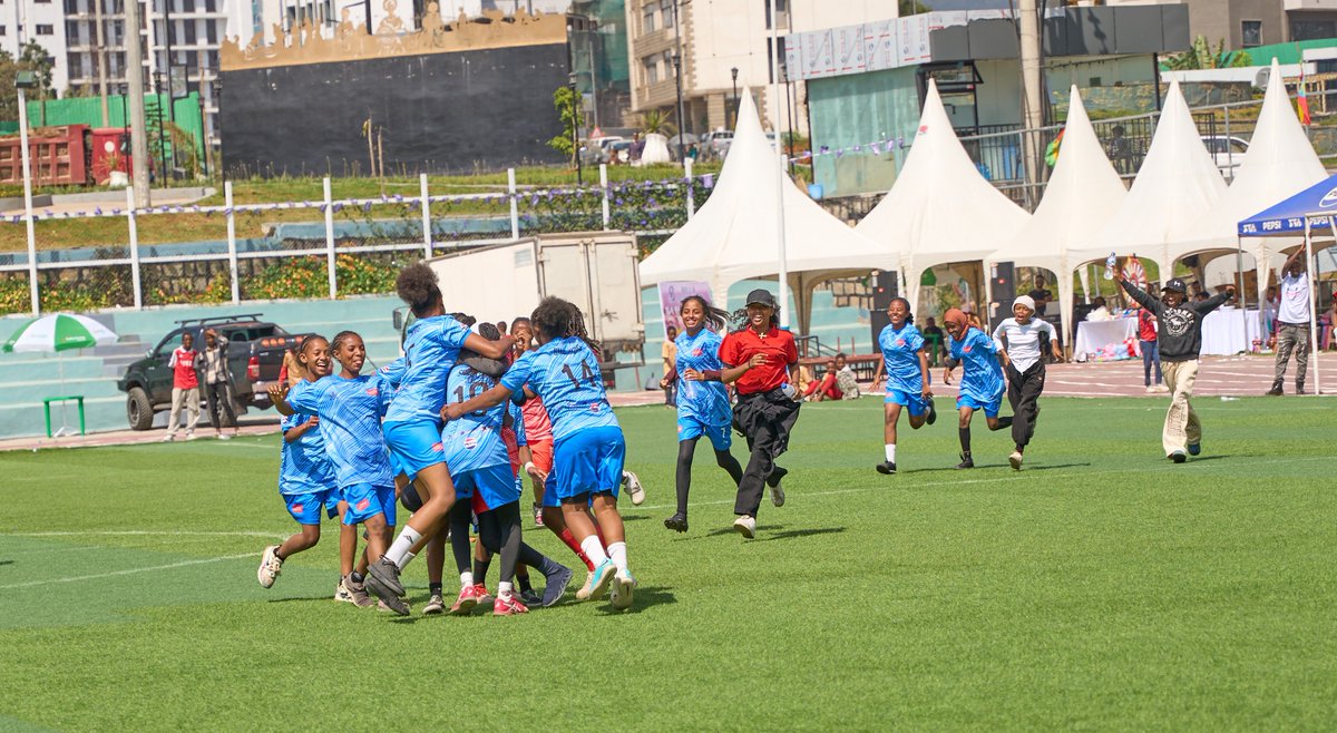 UKinEthiopia's tweet photo. Congratulations to Gulele Tabia for winning the #SheWins U-17 Girl's football tournament!
We're using football to inspire girls and raise awareness about #16DaysOfActivism against GBV.
Thanks to our partners for making this event a success.
#SeeThingsDifferently @greatcampaign https://t.co/iwFd24iDLT