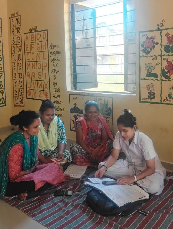 thonetrang77417's tweet image. 🇮🇳🏥
#NETRANGBLOCK 
#ANCVISIT 
#PNCVISIT 
#SCHOOLVISIT 
#HEALTHTEAM 
#PHCCHASVAD 
#GUJARAT 
#BHARUCH #NETRANG 
#HEALTH #CARE #VILLAGE #HIGHRISK 

"આજરોજ #નેત્રંગતાલુકાના #પ્રાઆકેચાસવડ ના #આયુષ્યઆરોગ્યમઁદિર #ક્વચીયા અને #દત્તનગર ની #આરોગ્યટીમ દ્વારા #સગર્ભામાતા #ધાત્રીમાતા #શાળા..