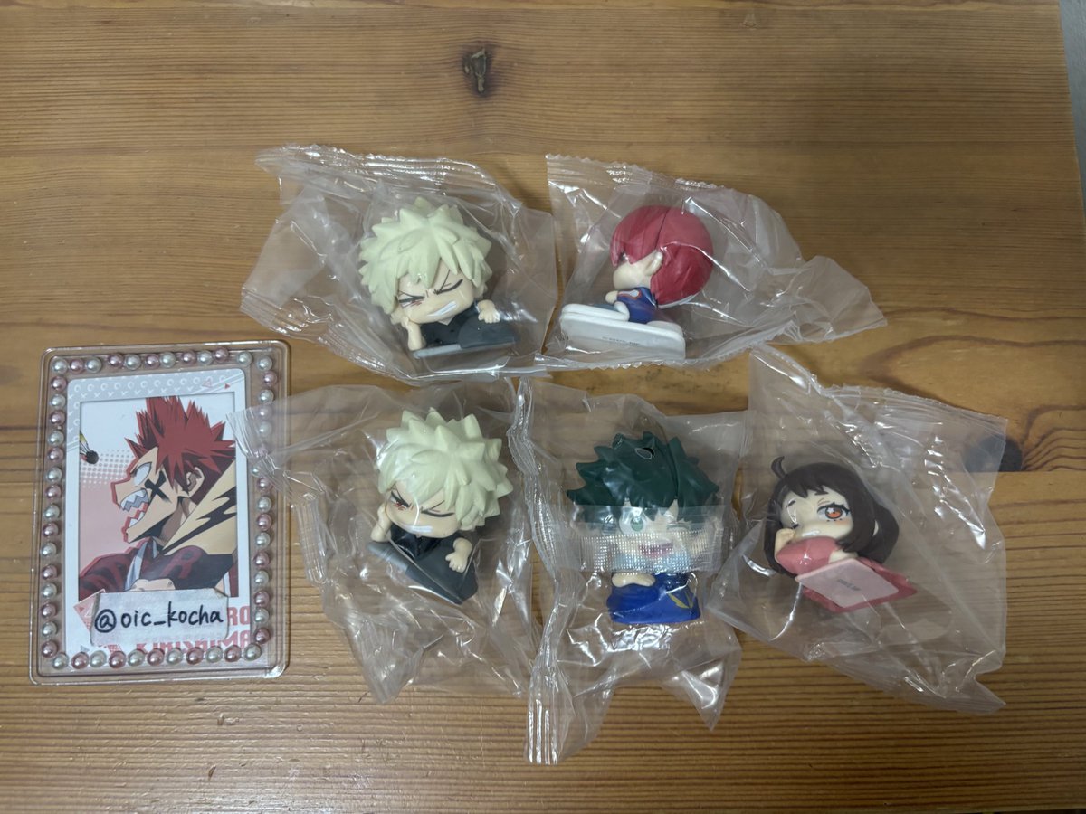 【交換/譲渡】僕のヒーローアカデミア ヒロアカ おねむたん
譲→緑谷1 ☆爆豪2  ☆轟1  ＊麗日1
求→切島
☆は＊(なくなり次第無印)含むお取引のみ
☆は交換のみ
JF両日手渡し◎
検索からでもお気軽にお声がけください⚙️