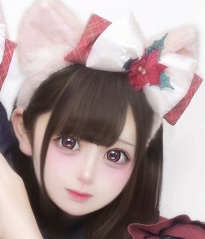 3つあるはずのカチューシャが2つしかない！ ➡️2つ友達に貸し出し、己