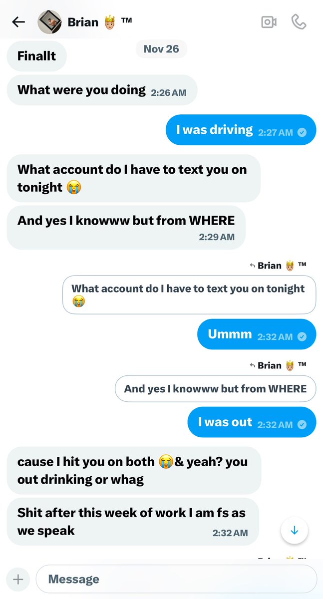 KClips5's tweet image. corny as hell @realbrianbarlow