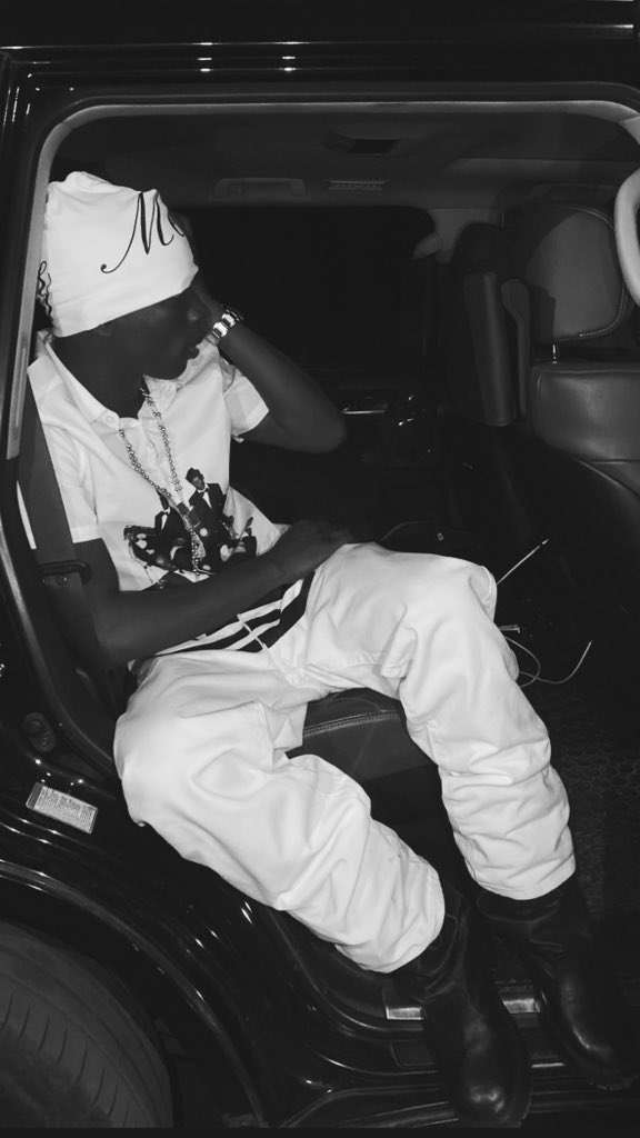 THEEOO🪖 tweet media