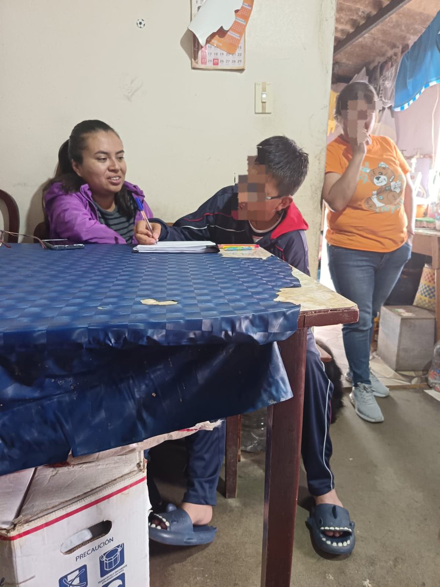 majosogo1's tweet image. 💜 Desde el Proyecto SIPS acompañamos de cerca a quienes forman parte de este proceso. A través de visitas domiciliarias, nuestro equipo técnico brinda apoyo pedagógico y refuerzos académicos personalizados, adaptados a las necesidades de cada usuario. 🌿📚