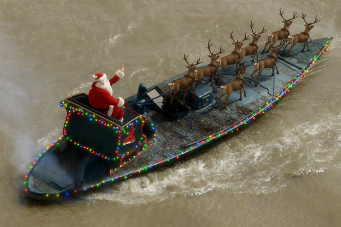 AgoristN's tweet image. 🚨🚨Breaking news

Trump administration blows up another boat they claimed was a narco-terrorist vessel.