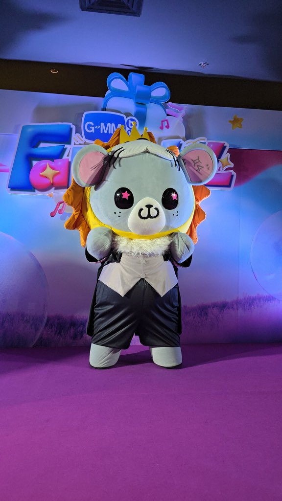 นั่นหนูหนูหรือเปล่านะ 😗 <a href="/_lookkhunnoo/">LOOK KHUNNOO</a> 

#LOOKKHUNNOO