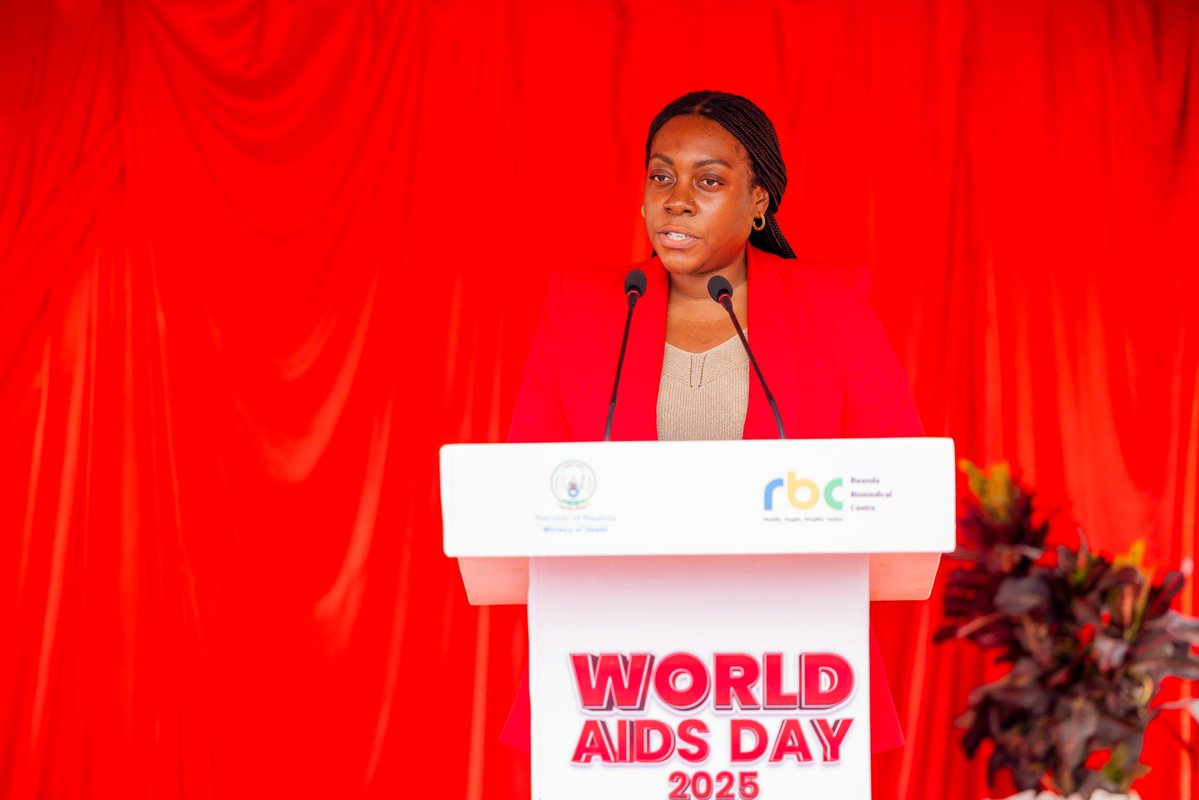 RBCRwanda's tweet image. Uyu munsi, Ikigo cy’Igihugu Gishinzwe Ubuzima hamwe n’abafatanyabikorwa bifatanije n’abatuye @Gasabo_District  mu kuzirikana Umunsi Mpuzamahanga wo Kurwanya SIDA. Ni igikorwa cyabereye mu Kigo Nderabuzima cya Kinyinya.

Ni umwanya wo kurebera hamwe ibyo u Rwanda rumaze kugeraho…
