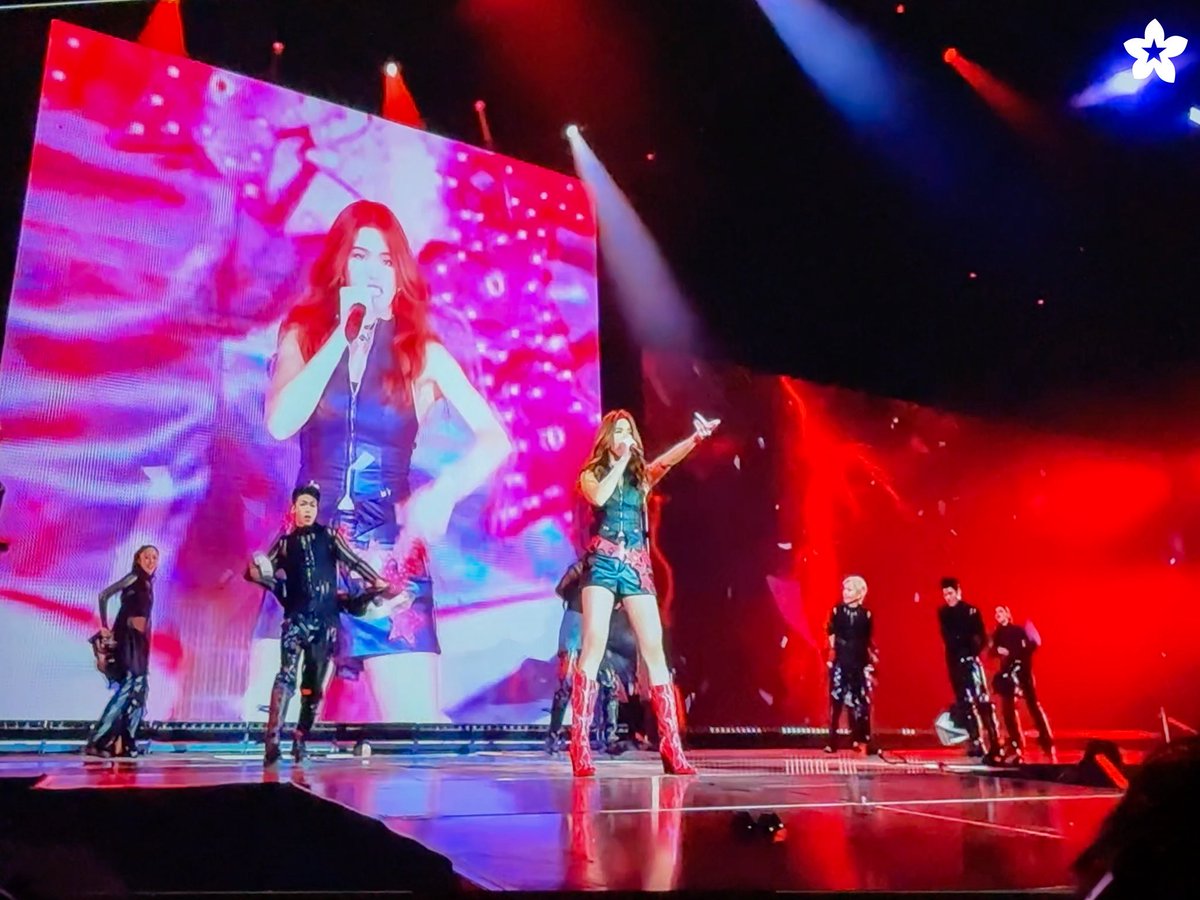 inquirerdotnet's tweet photo. SUPERSTAR AIAH 😍 

LOOK: BINI Aiah showcased her star power and performance skills at the birthday concert of Thai GL star Becky Armstrong in Thailand.  

Becky’s concert happened a day after BINI’s “BINIfied” year-end show. | 📷: BINI/X via @HMallorcaINQ https://t.co/evL5vHFnW6