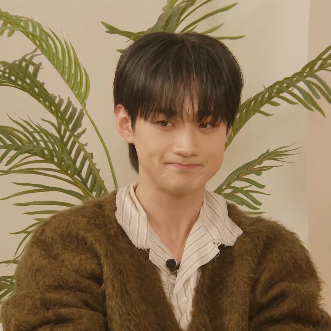 9yehye0n's tweet photo. 🥦
#YONGSEUNG #용승 
#VERIVERY #베리베리 https://t.co/huwzGgdw9d