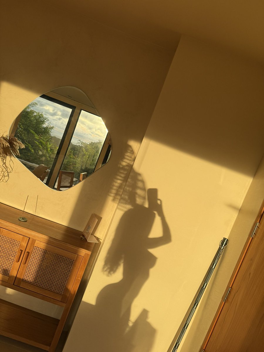 princess baby tweet media