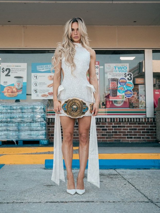 Your IC champion stylin', even at a 7/11