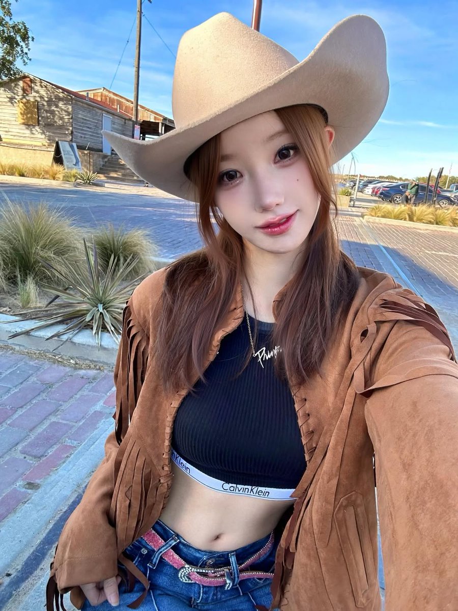 nnagenta's tweet image. Texas look that can't give up even in the middle of winter 🐂🤠