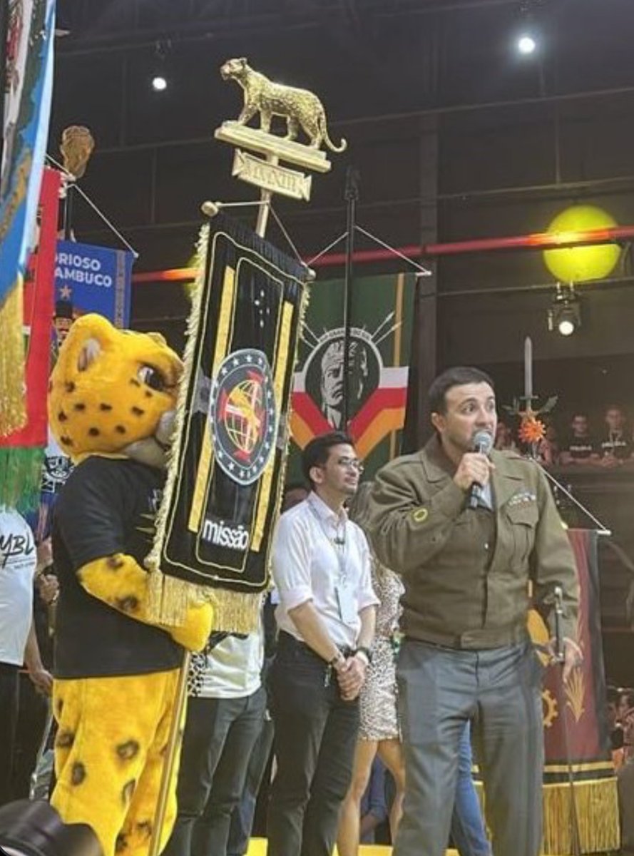 tropicalcamatte's tweet image. actual photo of the founding congress of a new party for unemployed basement-dwelling incel ancaps and fascists in Brazil