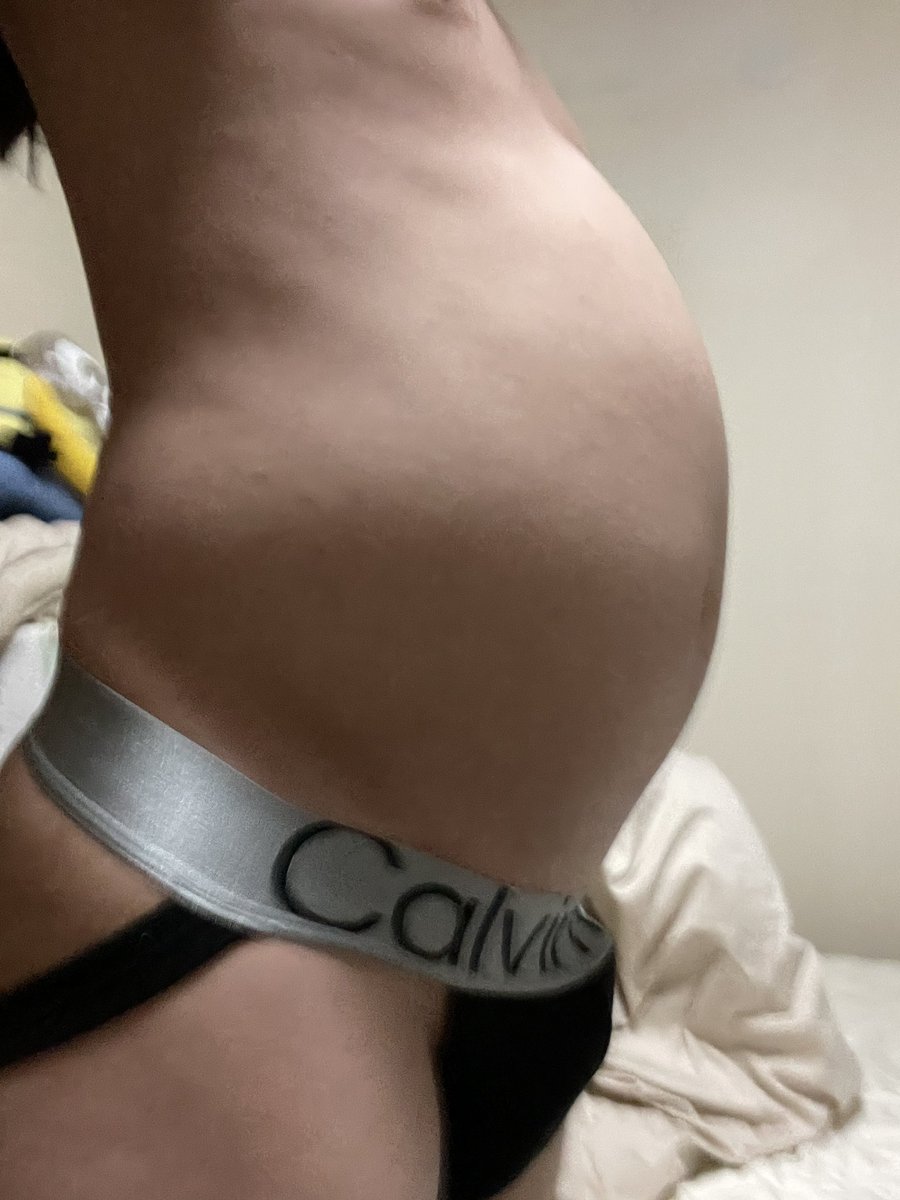 irlSynth's tweet photo. trying to figure out how to prevent air from escaping up my throat-
anyone got any tips on keeping pressure inside the intestines https://t.co/t3jochFTFf