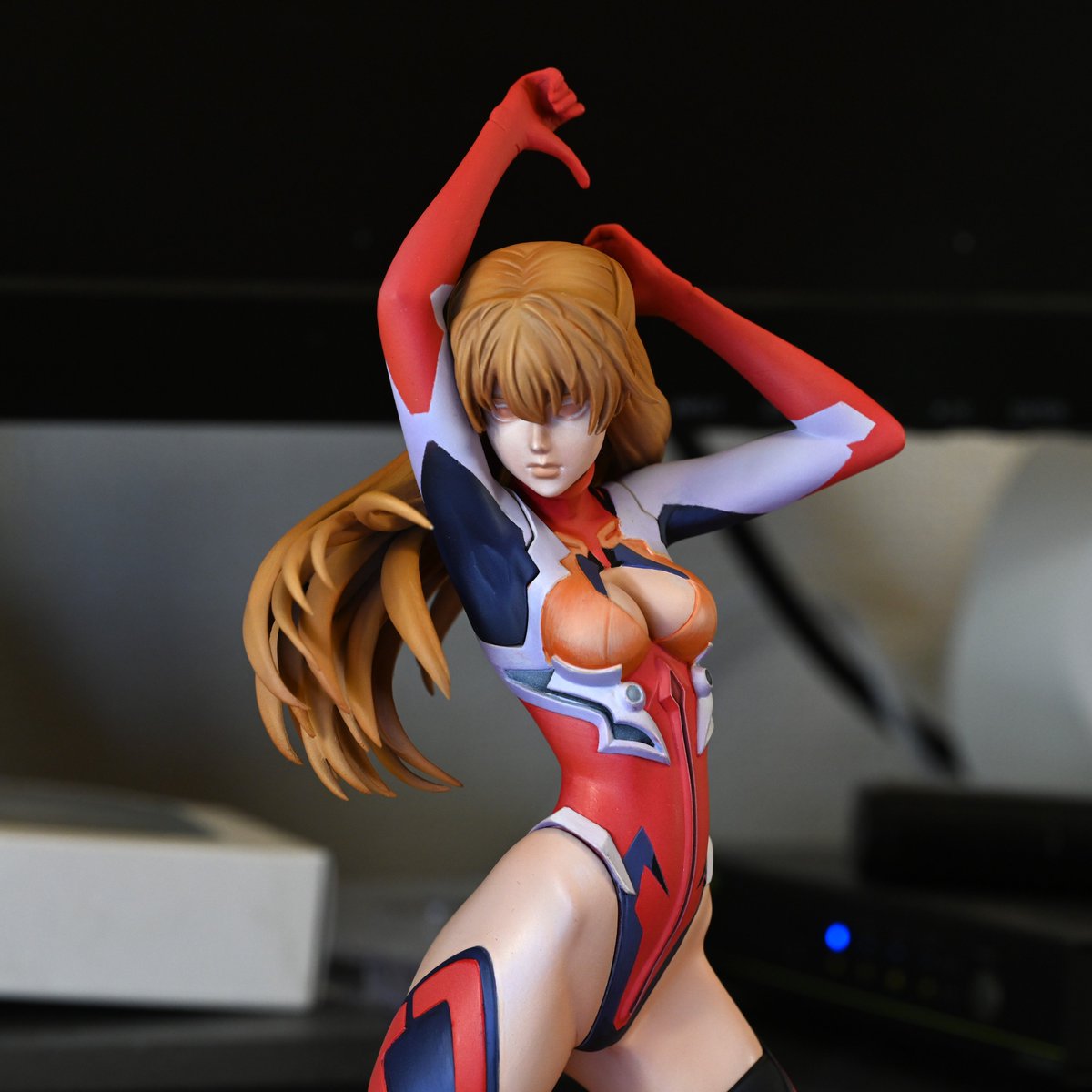 色は良い感じ！細かいところ筆で整えていくぞー