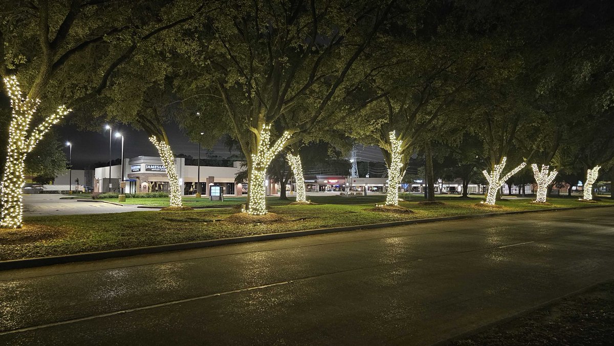 Backblast! N.M.M.> Never Miss Monday Medley #49
DATE: 2025-12-01
AO: #the_river
Q: The King
PAX: Spicoli, Suave, Sweetie, Homer, Jake, Punkin’ 
COUNT: 7
Medley Mondays are about making choices ....stay home, run, Ruck, Murph, or modify your own work out.