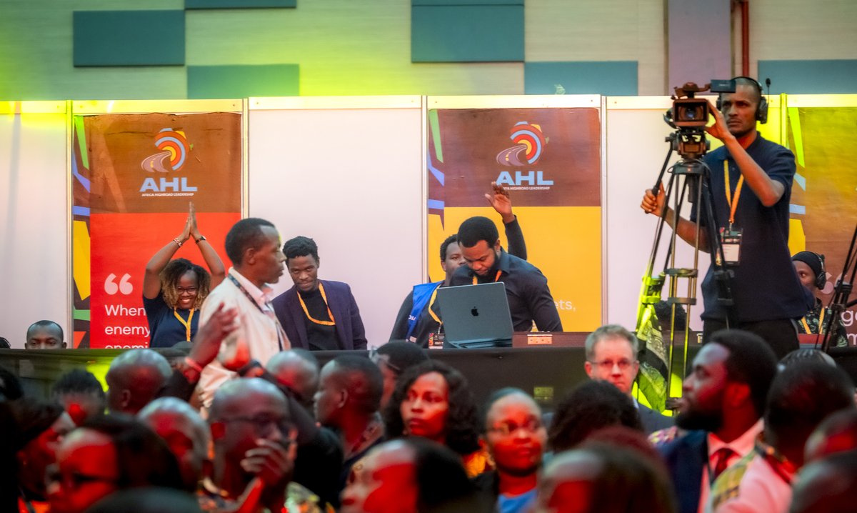 Protel Studios tweet media