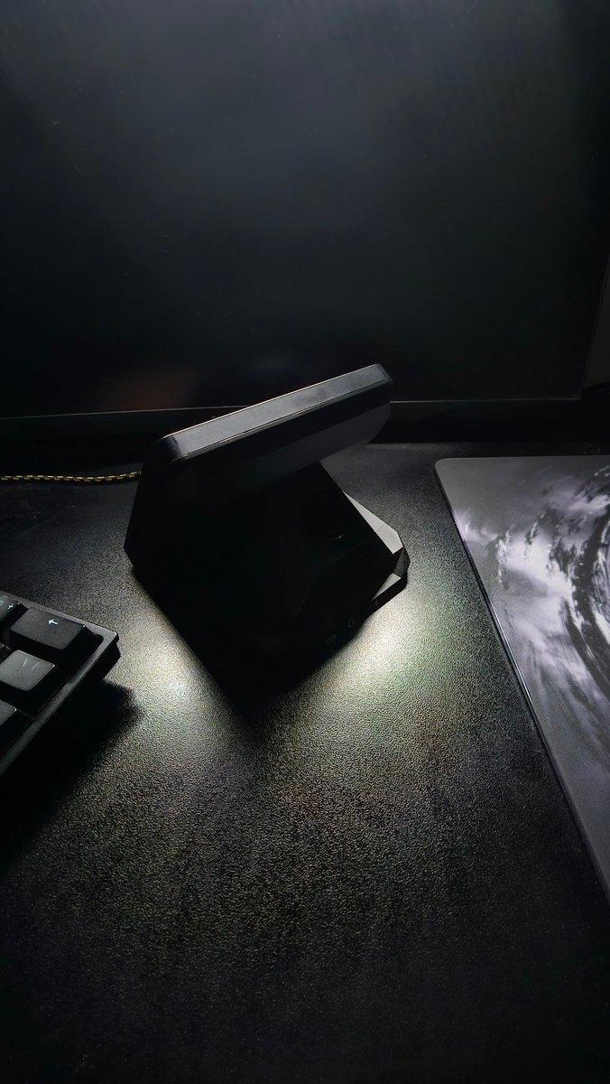 نايف tweet media