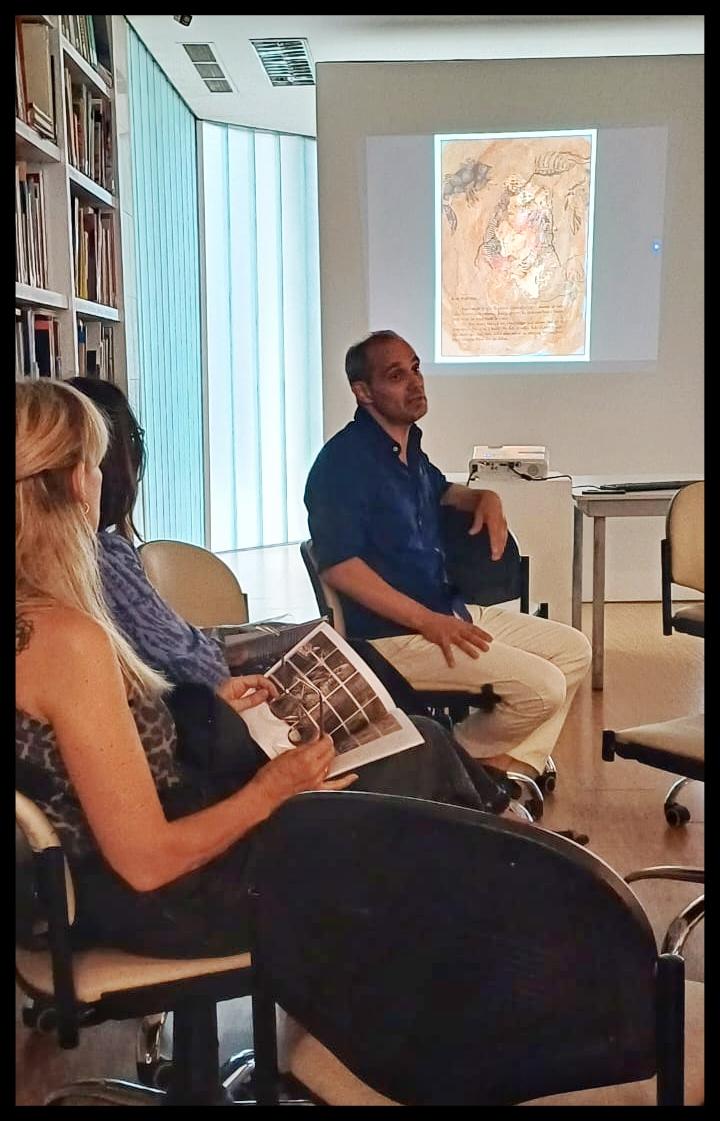 Instantáneas de la presentación íntima del libro " El resto del cielo ", en el Museo Provincial de Bellas Artes Franklin Rawson... 
Agradecido por todos los saludos y para los amigos que compartieron esa maravillosa experiencia en mi provincia de San Juan!
☀️☀️☀️