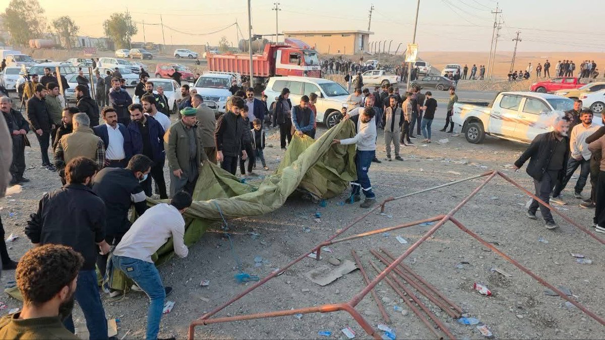 PeregrafNews's tweet photo. Displaced residents of #Lajan village in #Erbil province are setting up tents, declaring they will not give up until their problem is resolved.
#Lanaz
More: https://t.co/uf7HjKdUkg https://t.co/f59uGU05Z5