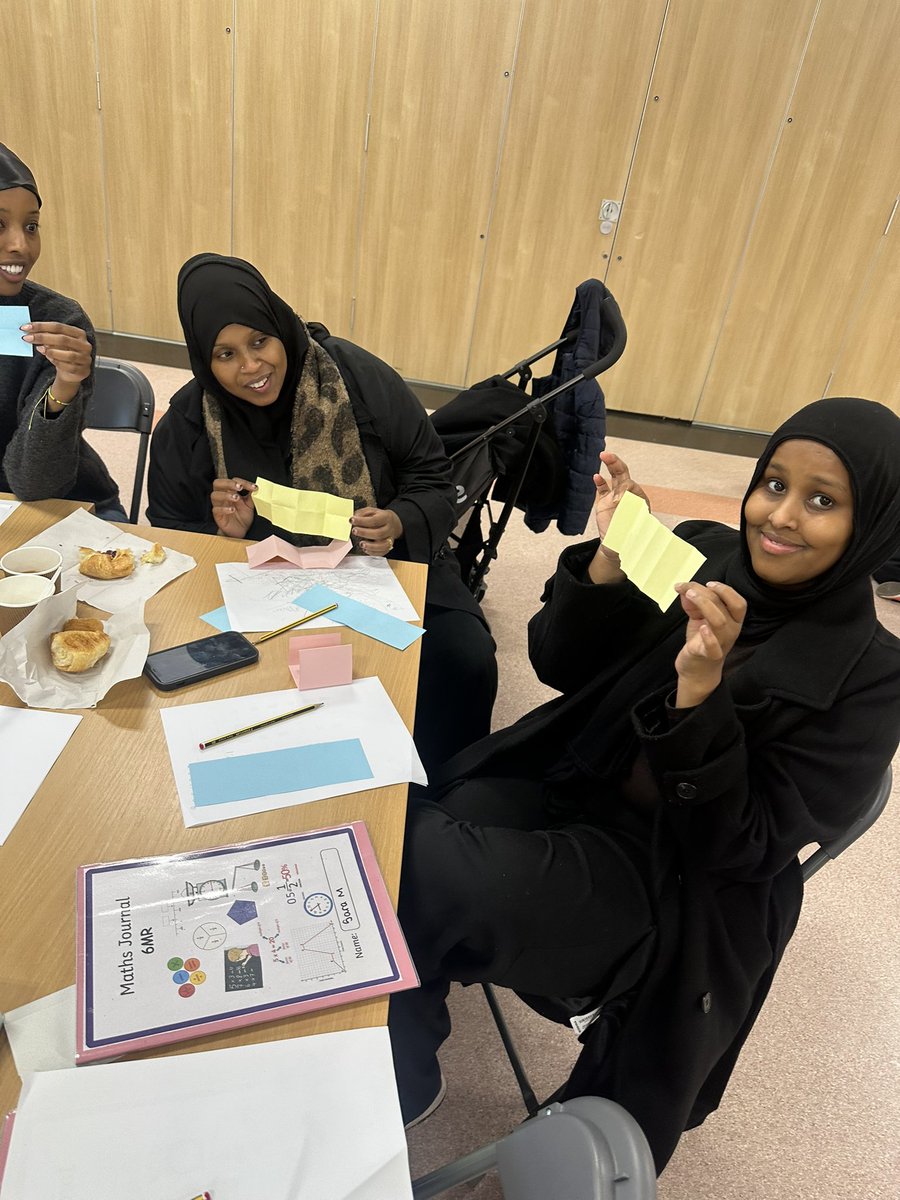 StMarysMossSide's tweet image. Parents joined us to see a maths lesson and explore fractions, and place value with Mr Rahman - creating visuals, simplifying fractions and spotting equivalents. It was fantastic to see everyone getting stuck in and supporting maths learning at home! ➗