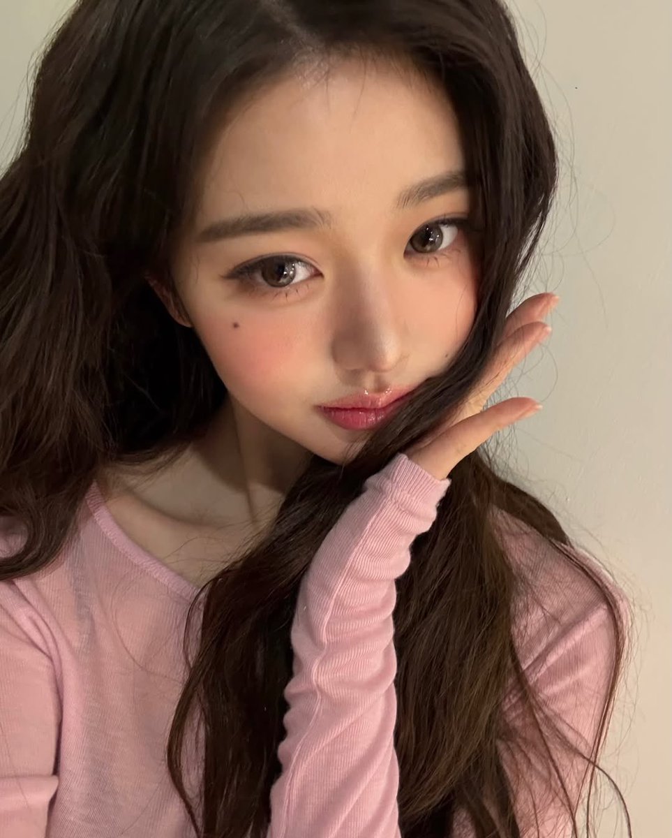 𝒜𝒷ℯ𝓁 tweet media