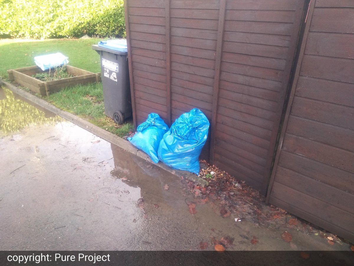 PureProject1's tweet image. Thank you to ALL Stratford on Slaney Pure Mile Volunteers. Pure Truck was back again collecting rubbish from 2 locations in the area – Fantastic Pure Mile Volunteers