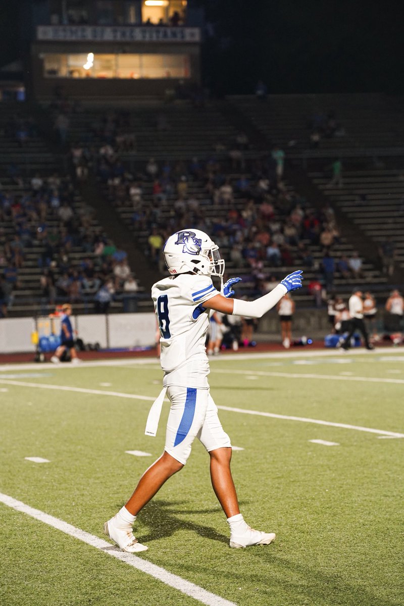 Sophmore Scir tape:: votta get my name on the map<a href="/coachryan9393/">Jim Ryan</a>
<a href="/rsc_football/">RS Central Hilltoppers Football</a> @coachryan9393 <a href="/CoachJonSumrall/">Jon Sumrall</a> @Coacht_99 <a href="/Coachcalexander/">Charles Alexander</a> <a href="/coachhWilliams2/">Coach Williams</a> <a href="/CoachT_99/">Coach T</a>
<a href="/CoachYoniOffit/">Yoni Offit</a> <a href="/CJPollard1/">C.J. Pollard</a>
@Coach_Schaefer

hudl.com/v/2TDtmA

32 tckles
4 int
6 pbu
1 ff
1 fr
358 yds
4 td