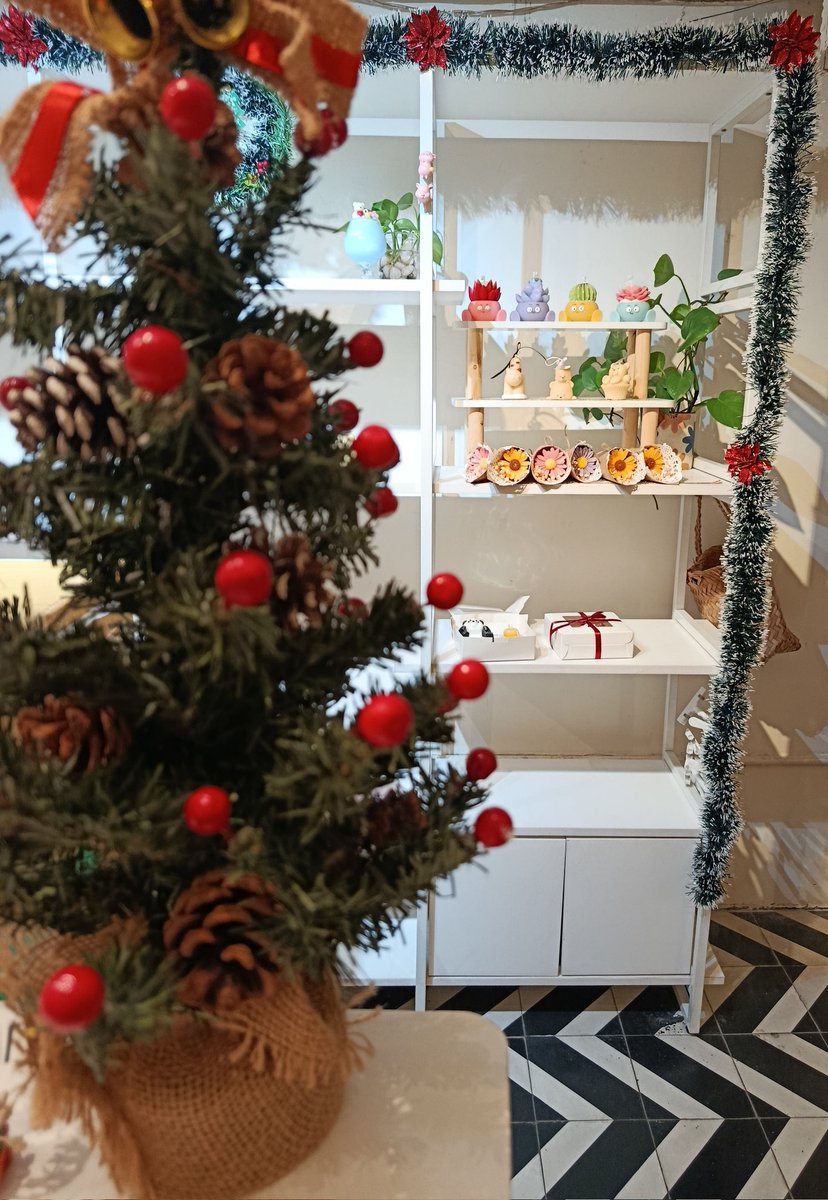 FANM999's tweet image. December’s here 🎄✨

Have you started getting ready for Christmas yet?

And the @cookiedotfun and @rails_xyz fam 👀 are you ready to light up this holiday season? 🎅🔥

#Rails #Cookie #Christmas