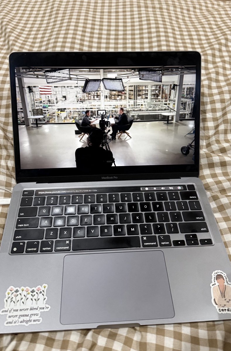 ShwetaKukreja_'s tweet image. Last week camera roll crumbs: