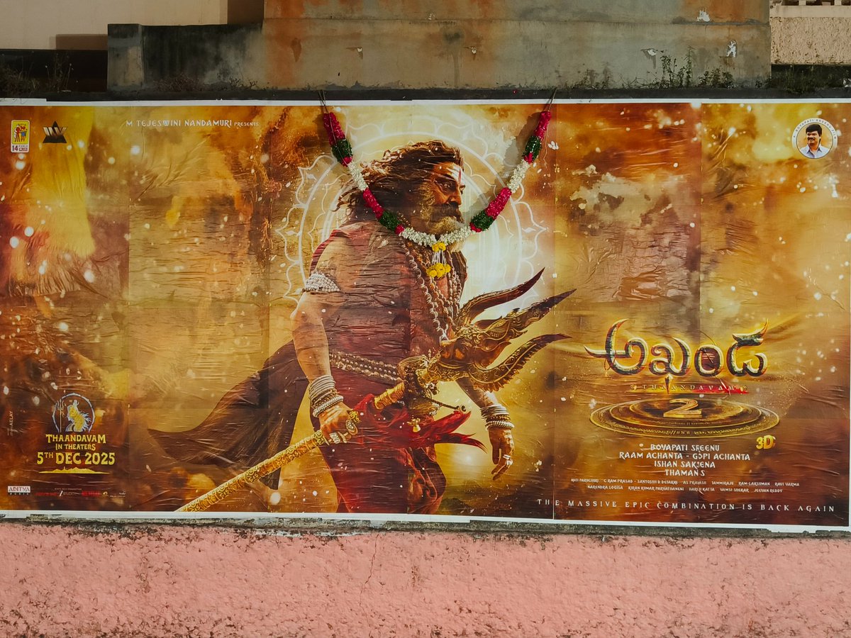 NtrMaruthi9999's tweet image. #Akhanda2Thaandavam
24 sheet poster at Sudarshan 35mm main theatre Rtc X Roads🔥

#NandamuriBalakrishna