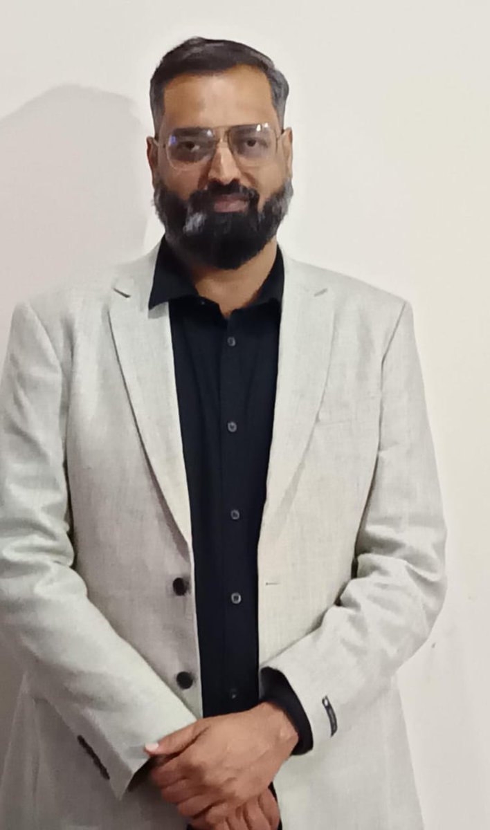 किसी की पूरी… किसी की अधूरी
सबकी अपनी अपनी कहानी होती है