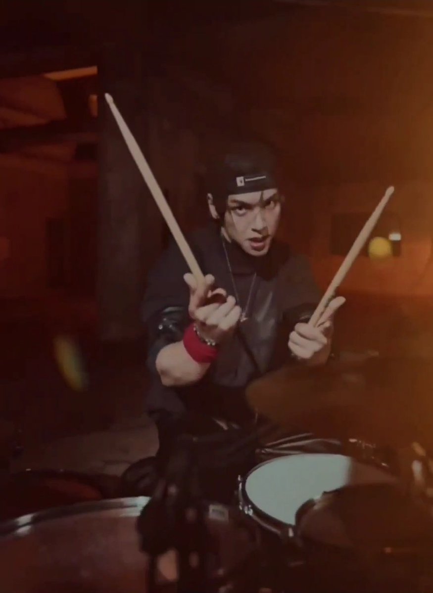 nflying1201's tweet image. &quot;봤어??? 봤어?!!!! 봤냐고!!!!&quot; 느낌
ㅋㅋㅋㅋㅋㅋㅋㅋㅋㅋㅋㅋㅋㅋㅋ너무봣고 너무 멋있어ㅋㅋㅋㅋㅋ