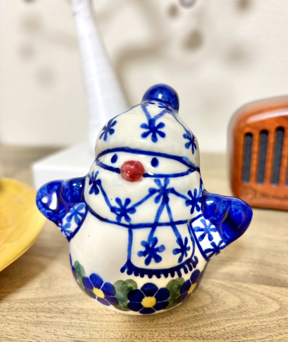 これは目が合ったので連れ帰ってきたポーランド製雪だるま氏