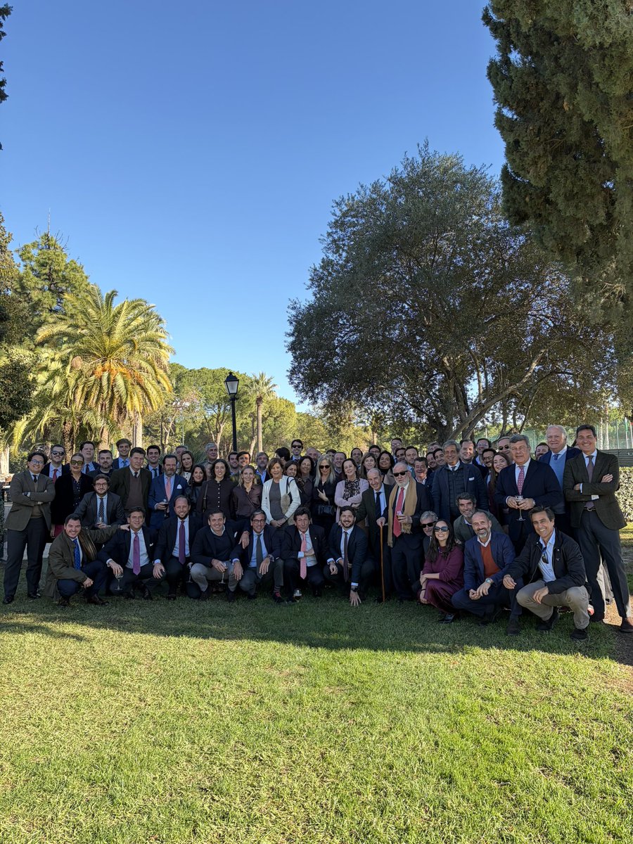 🟢 El pasado viernes, #Guadaliuris celebró una comida que reunió a todos los despachos de la alianza, compartiendo confianza, compromiso y energía colectiva.