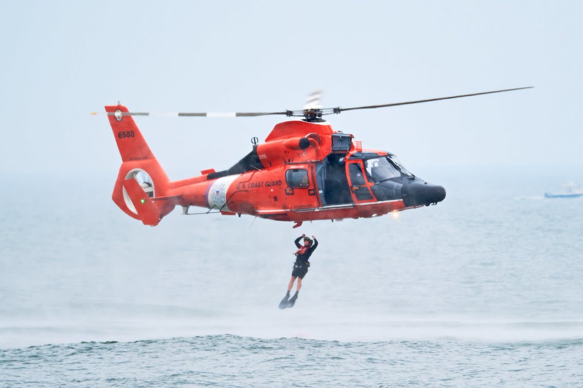 🚨 DEADLINE IS TODAY! 🚁
Last chance to share your best vertical aviation photo &amp; win: $500 Grand Prize or $100 Category Prize!

See rules &amp; enter now: photo.verticalavi.org