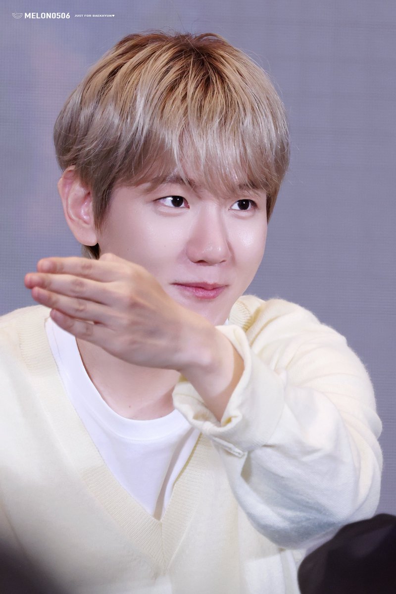 MelonB0506's tweet photo. 20251129  YIZHIYU
큰귀강아지
✧੯•́໒꒱ 
 #백현 #BAEKHYUN #ベッキョン 
#边伯贤 @B_hundred_Hyun https://t.co/JYgfxug5qW